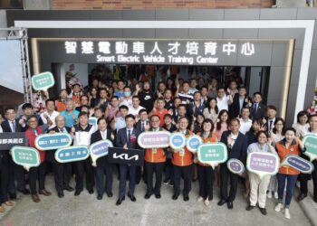 黎明技術學院智慧電動車人才培育中心揭幕　致力培育未來業界人才